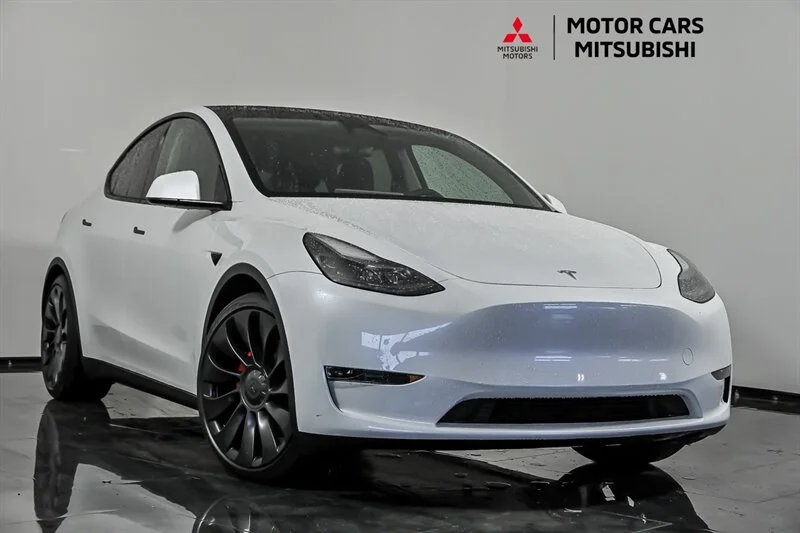 2024 Tesla Model Y Performance Dual Motor All-Wheel Drive's photo
