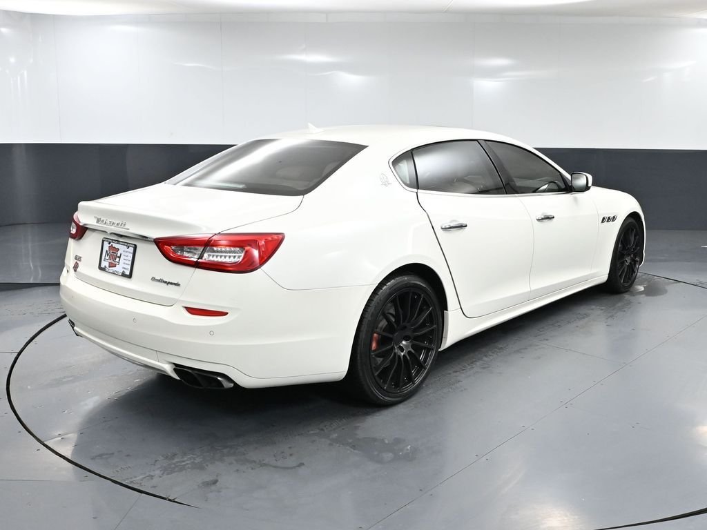 2015 Maserati Quattroporte GT S photo 4