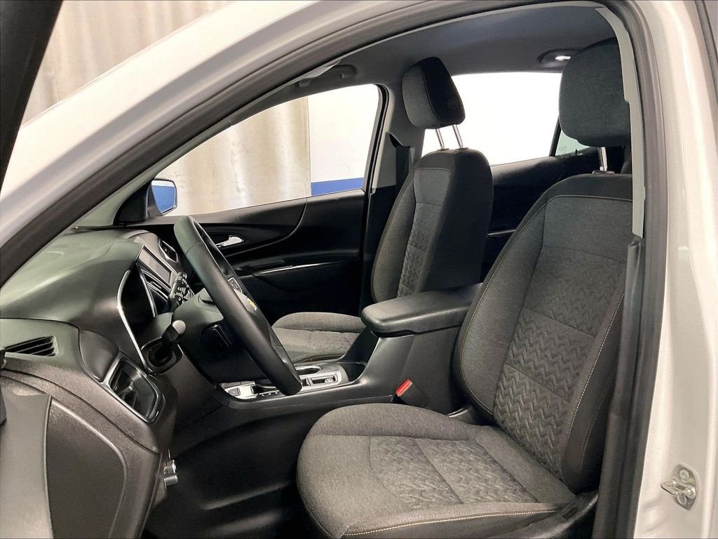 Used 2024 White Chevrolet LT image 10