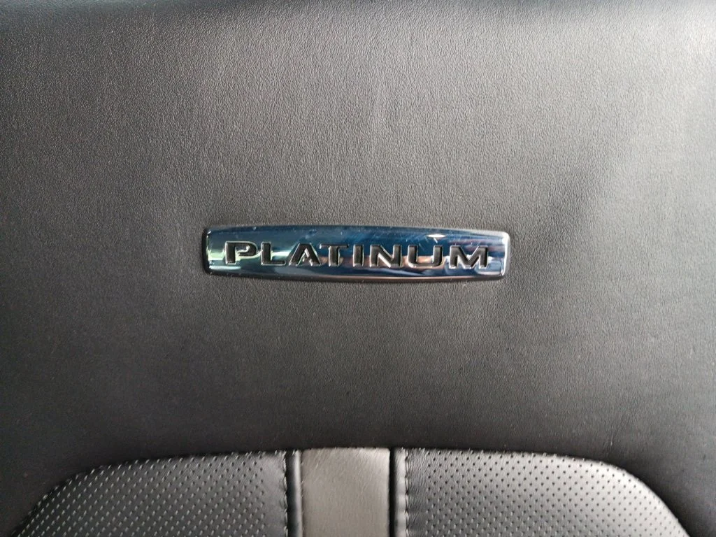 Used 2015 Ingot Silver Ford Platinum image 32