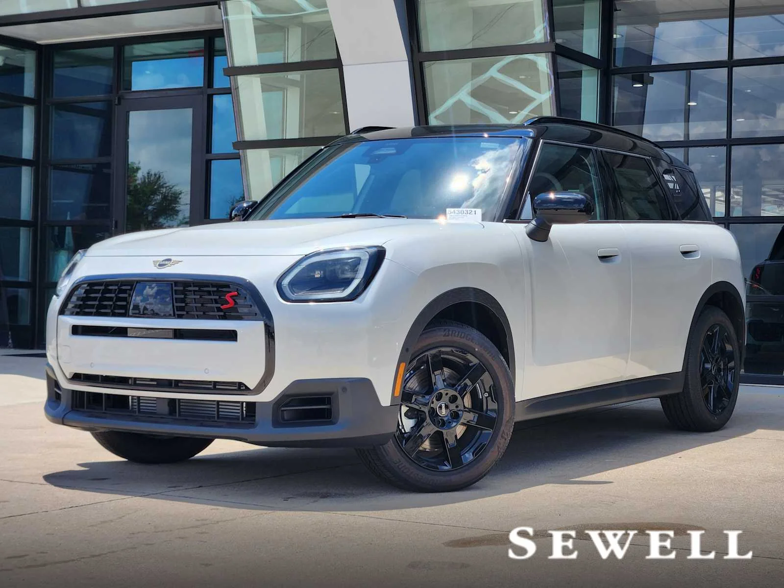 2027 MINI Countryman Oxford Edition