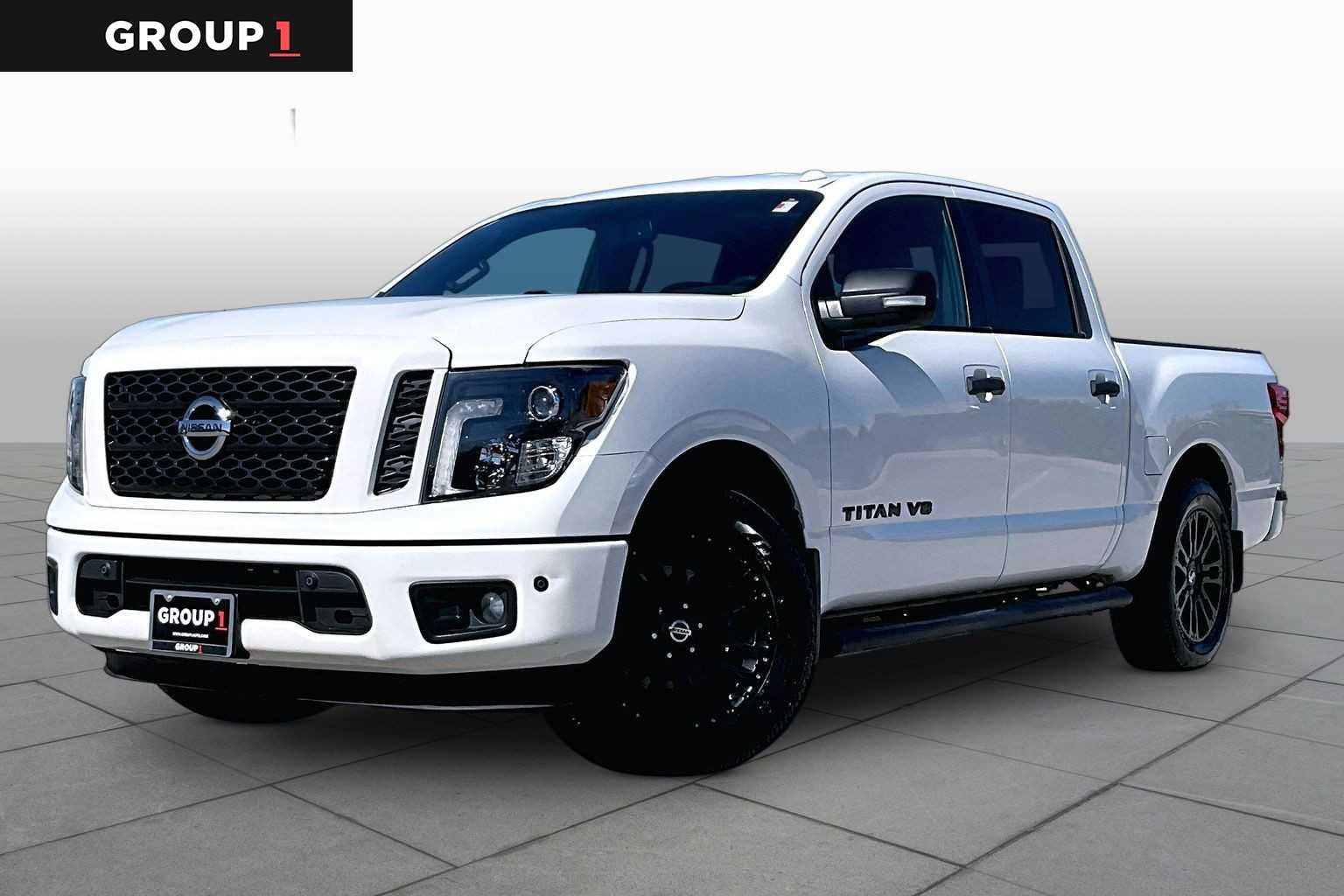 Pre-Owned 2018 Nissan Titan SV