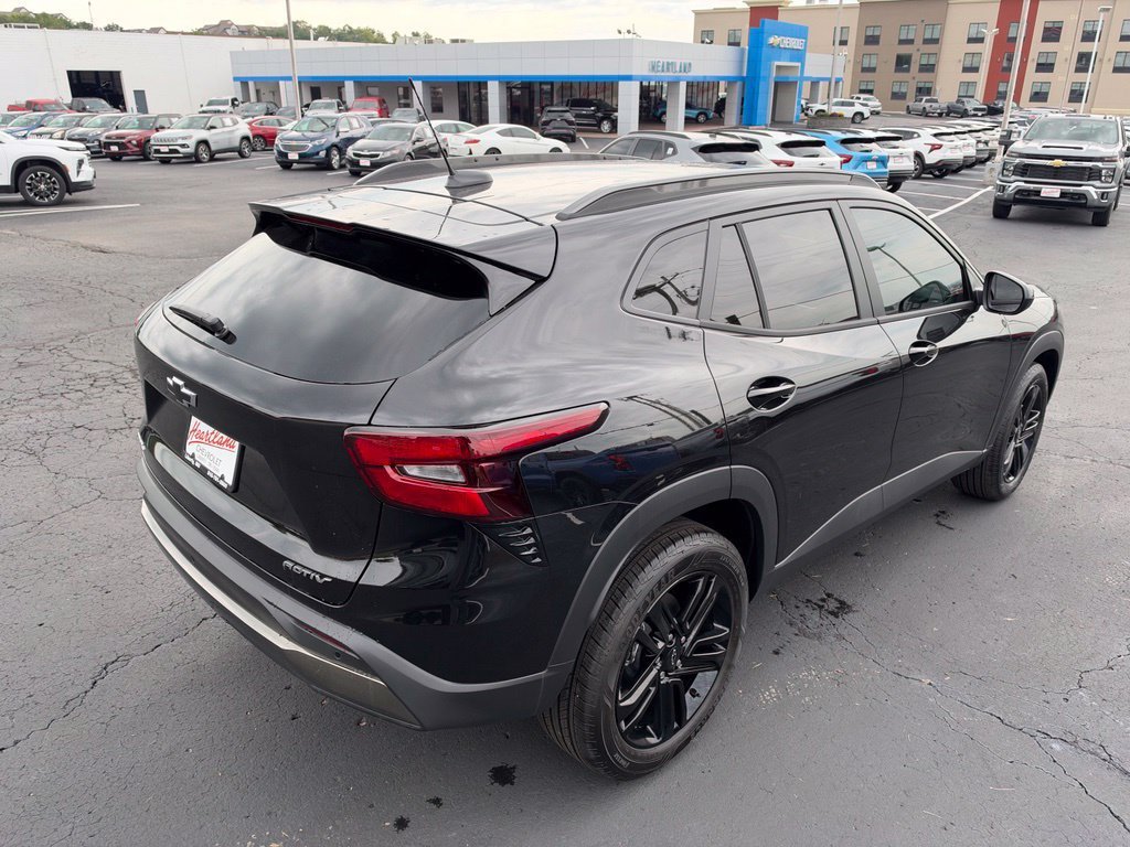 2026 Chevrolet Trax Activ - Photo 9