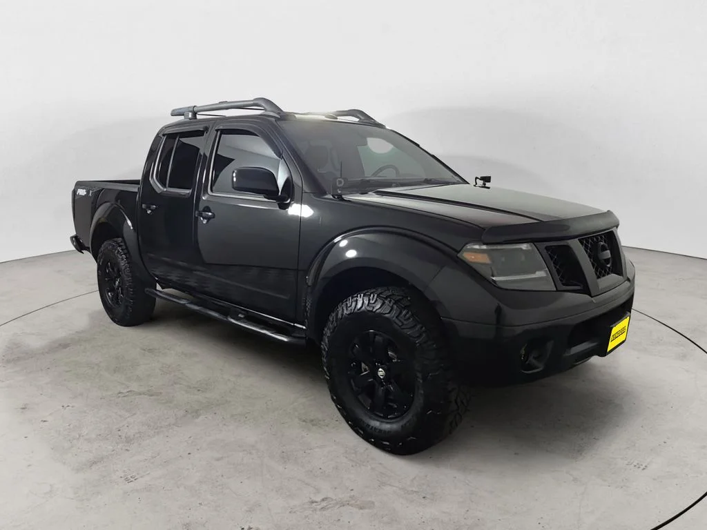 Used 2017 Black Nissan PRO-4X image 7