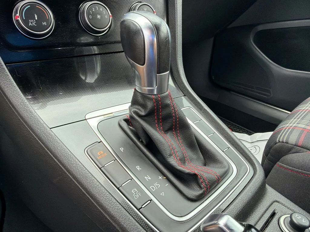 Used 2017 Black Volkswagen S image 30