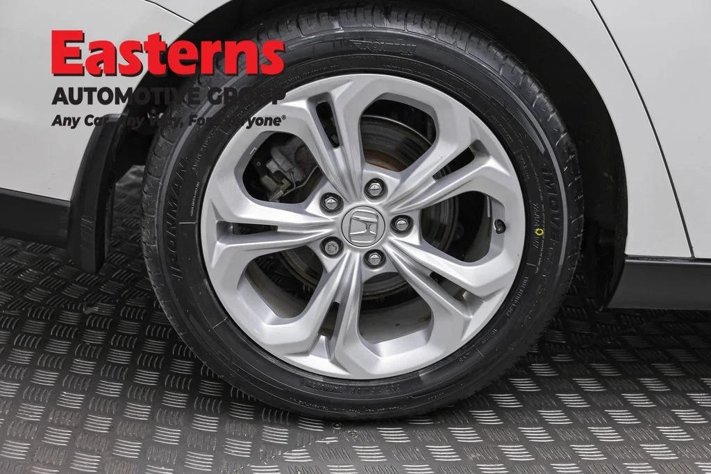 Used 2023 White Honda LX image 29