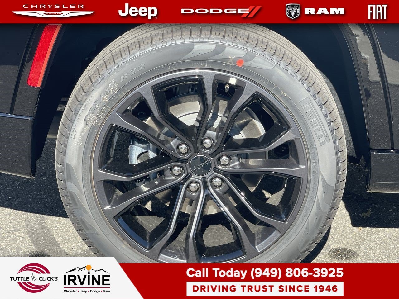 New 2026 High Gloss Black Exterior Paint Jeep Summit Reserve image 11