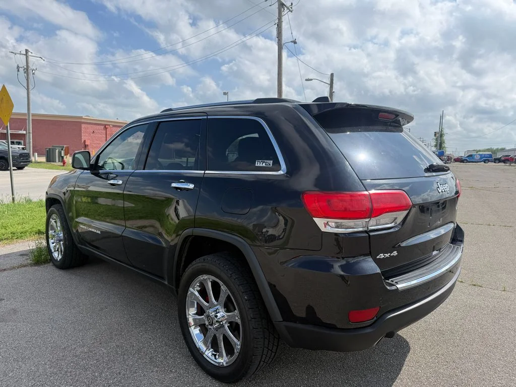 Used 2014 Black Jeep Limited image 17