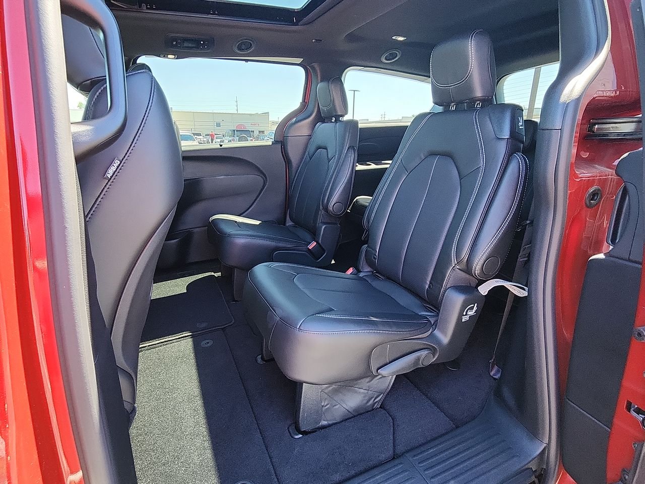2026 Chrysler Pacifica Select - Photo 22