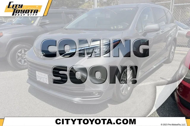 2026 Toyota Sienna XLE