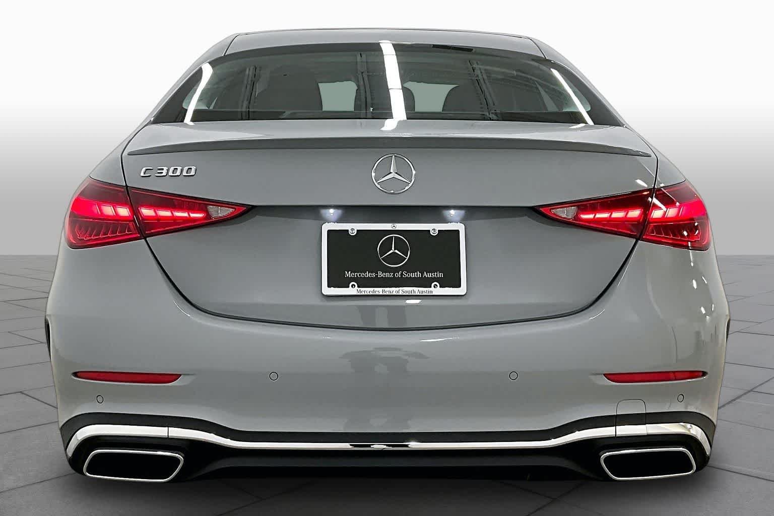 New 2026 MANUFAKTUR Alpine Grey Mercedes-Benz C 300 image 4
