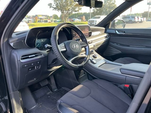 Used 2025 Black Hyundai Calligraphy Night Edition image 6