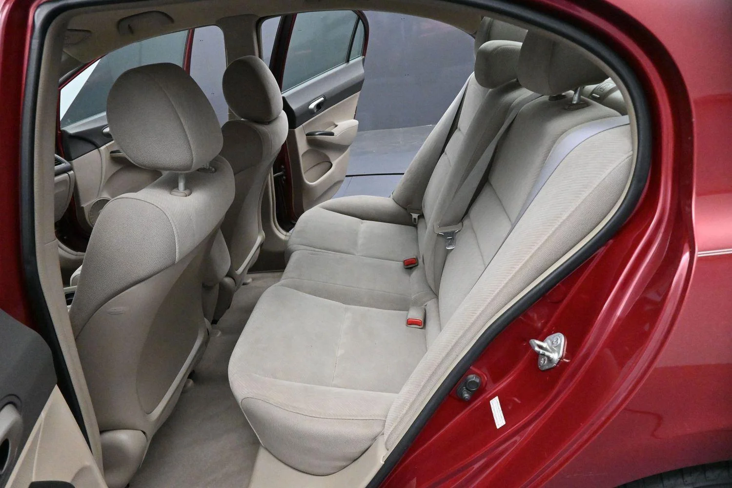 Used 2011 Tango Red Pearl Honda LX image 21