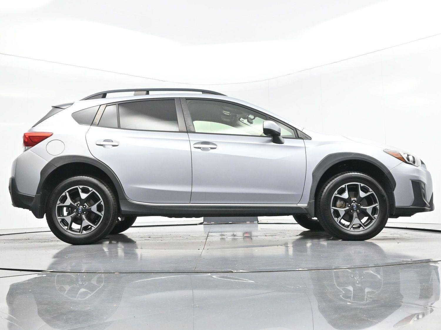 Used 2020 Ice Silver Metallic Subaru Premium image 47