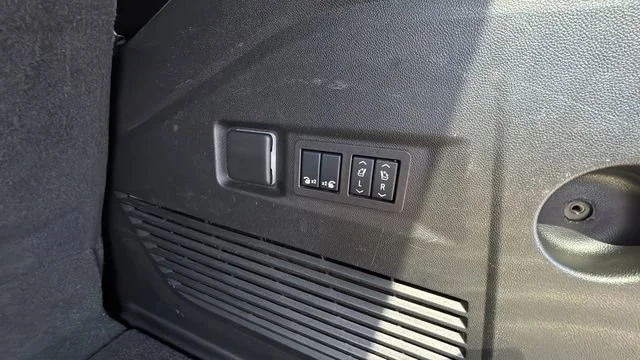 Used 2024 Black Chevrolet Premier image 38