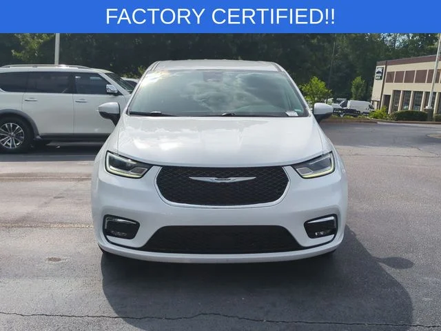 Used 2023 White Chrysler Touring L image 8