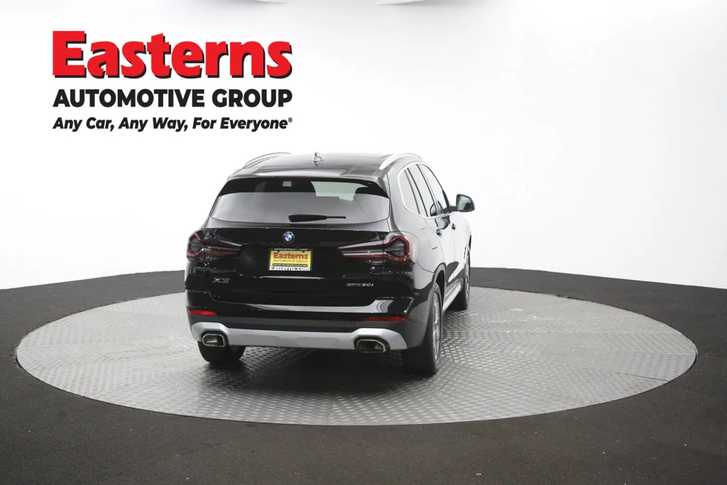 Used 2024 Black BMW xDrive30i image 43