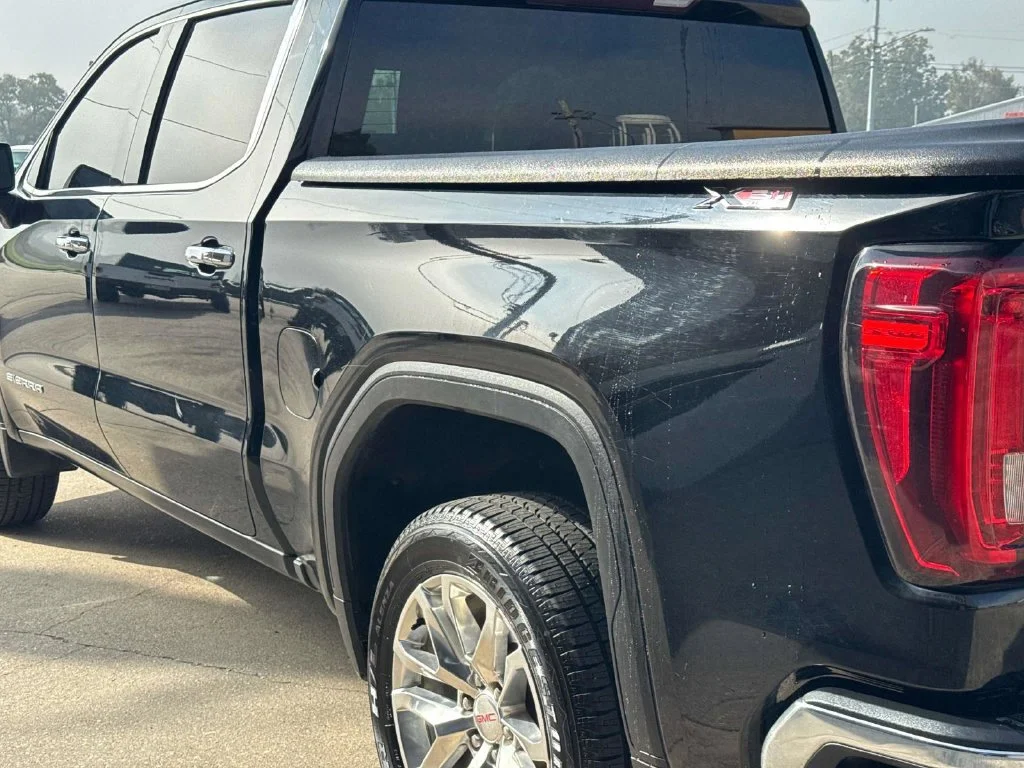 Used 2019 Black GMC SLT image 14
