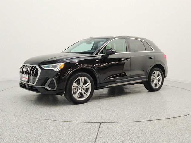 2024 Audi Q3 S line Premium