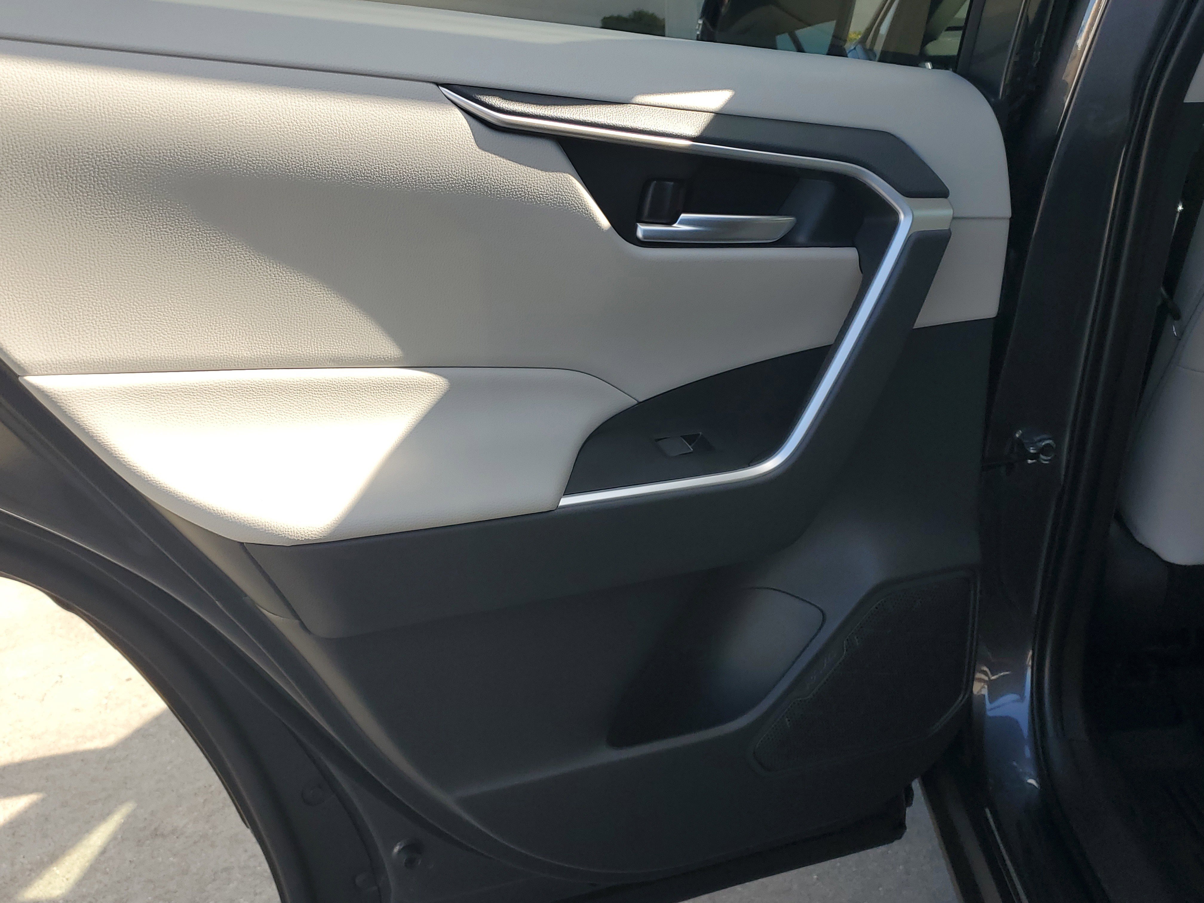 Used 2025 Magnetic Gray Metallic Toyota XLE Premium image 12