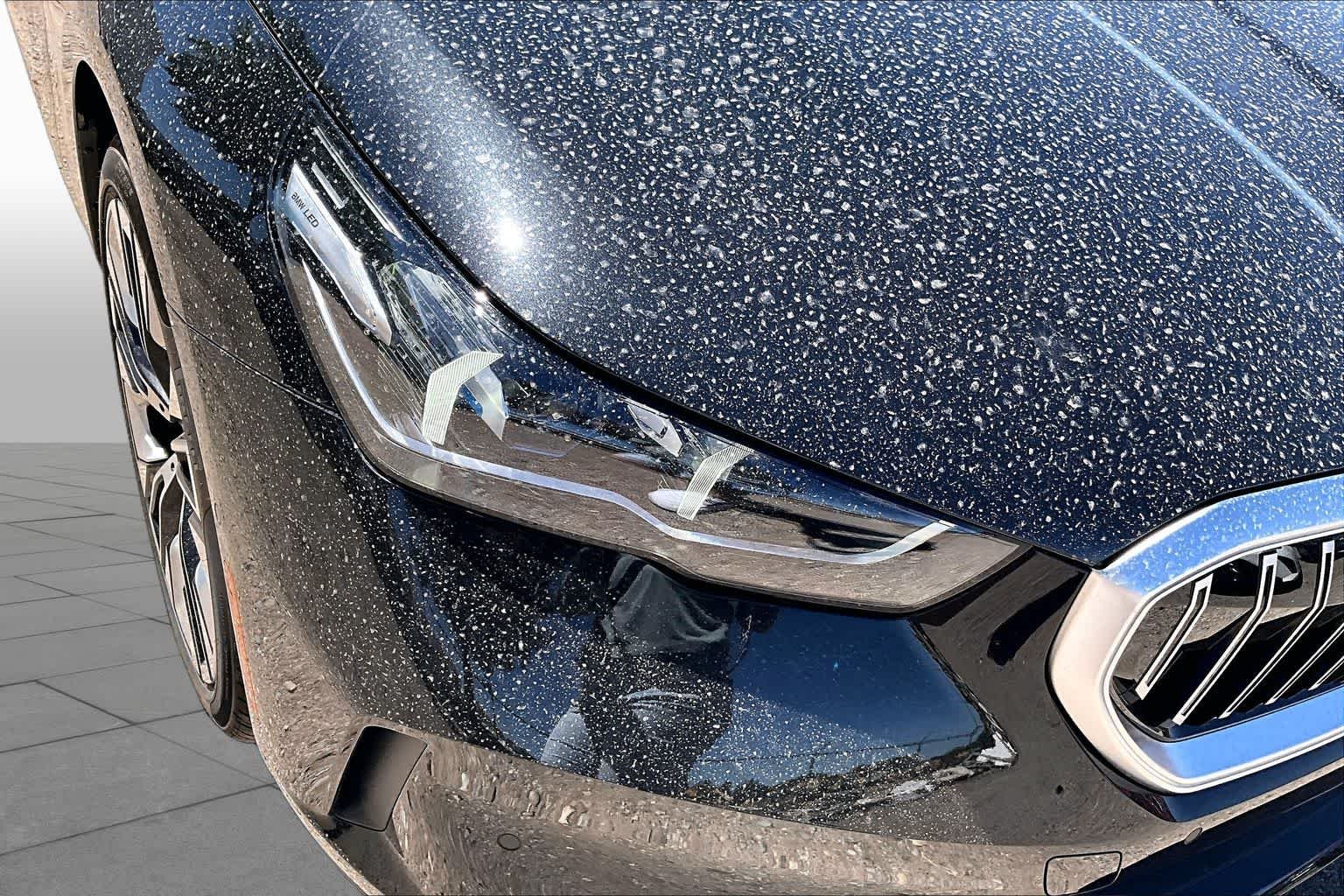 New 2027 Black Sapphire Metallic BMW 540i xDrive image 13