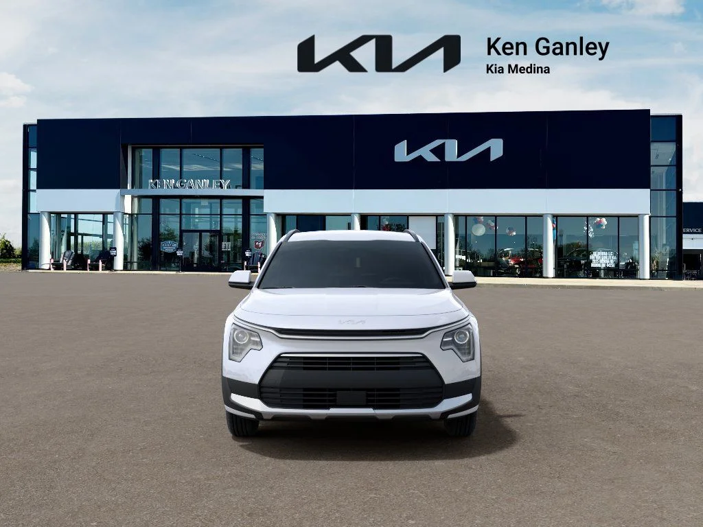 New 2026 Snow White Pearl Kia EX image 2