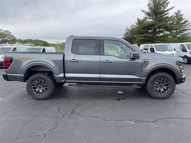 New 2026 Carbonized Gray Metallic Ford Tremor® image 45