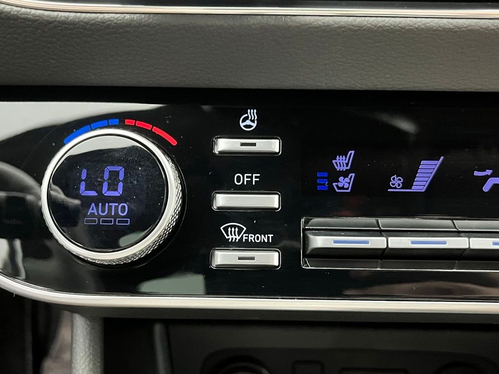 Used 2023 Carbon Blue Hyundai Limited image 7