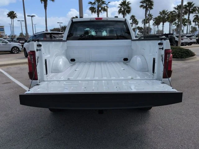 New 2026 Oxford White Ford XL image 13