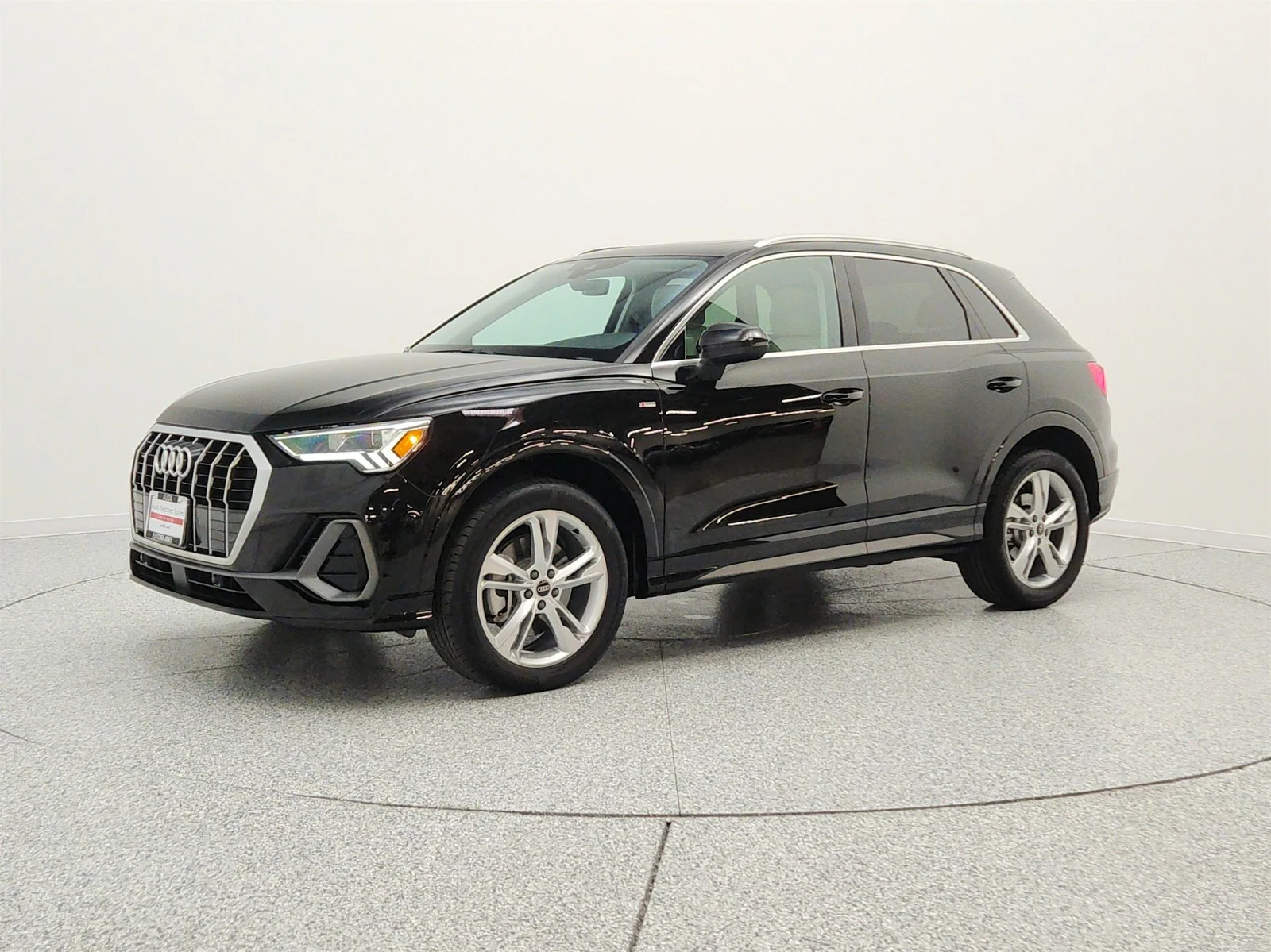 2024 Audi Q3 45 TFSI S Line Premium quattro's photo
