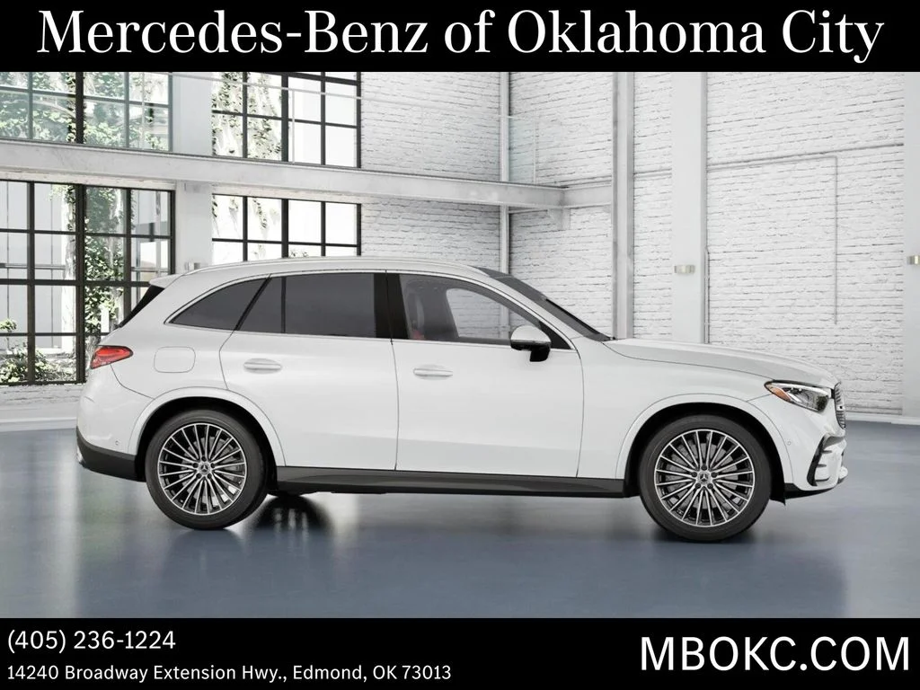 New 2026 MANUFAKTUR Moonlight White Metallic Mercedes-Benz GLC 300 image 16