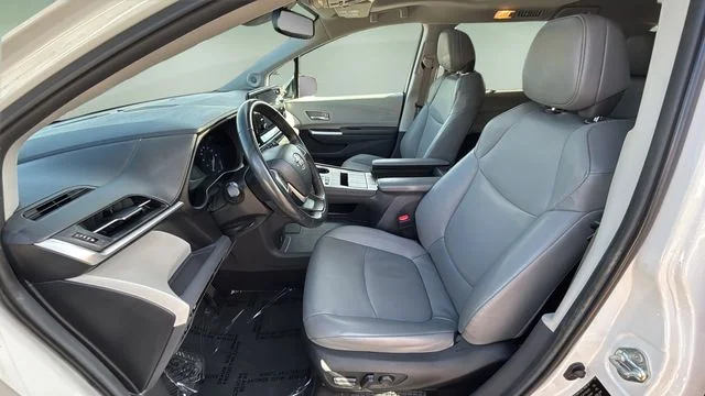 Used 2023 Beige Toyota XLE image 18