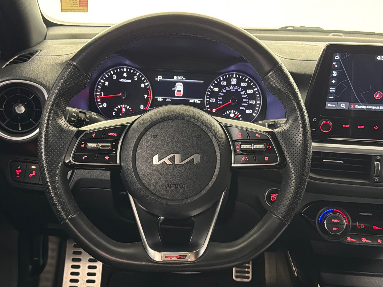 Used 2023 Snow White Pearl Kia GT-Line image 24
