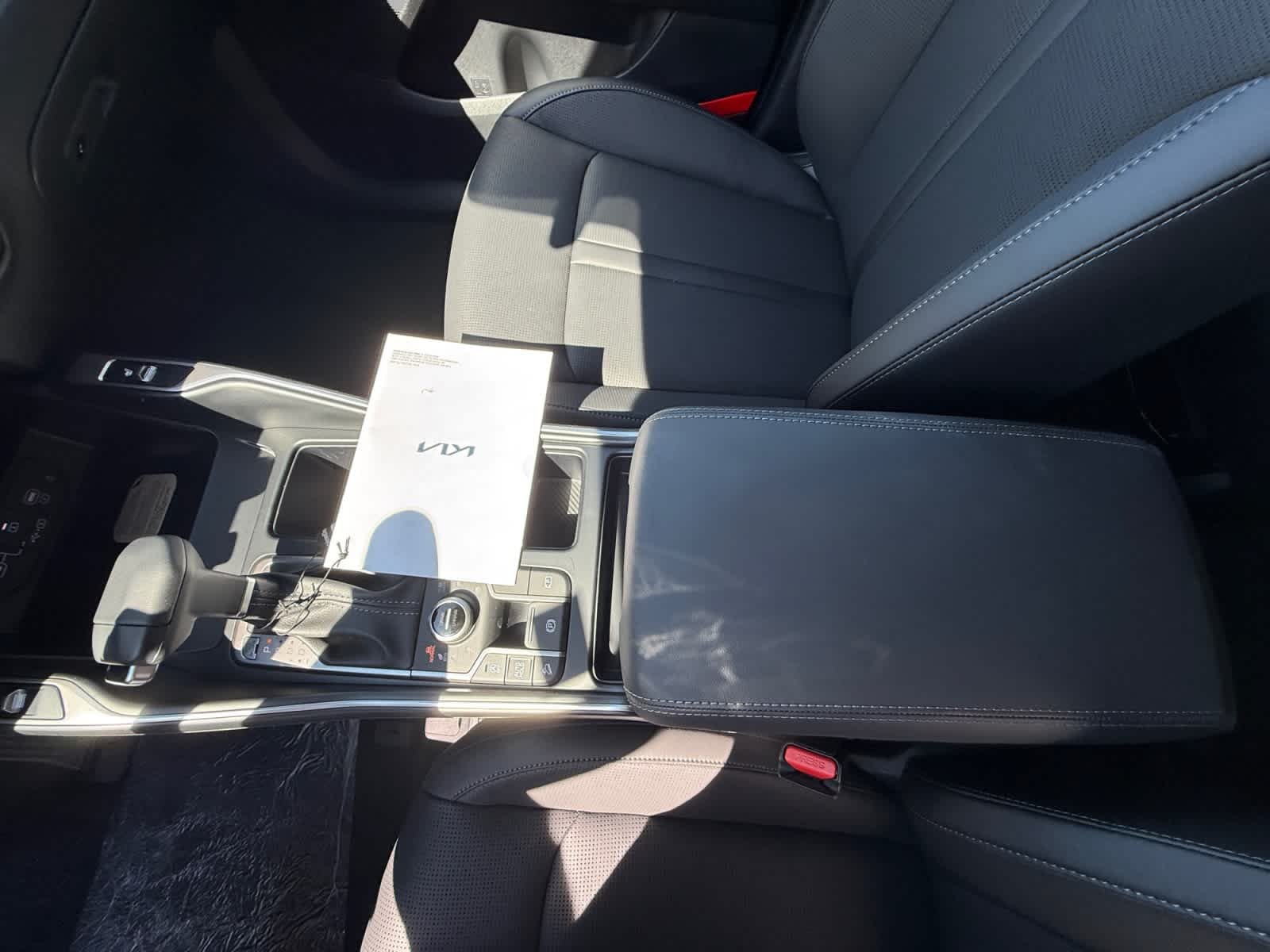 New 2026 Glacial White Pearl Kia S image 17