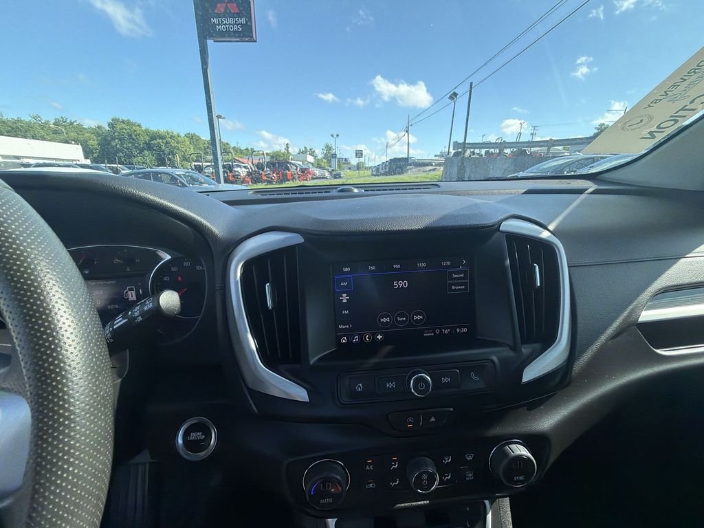 Used 2022 Blue GMC SLE image 16
