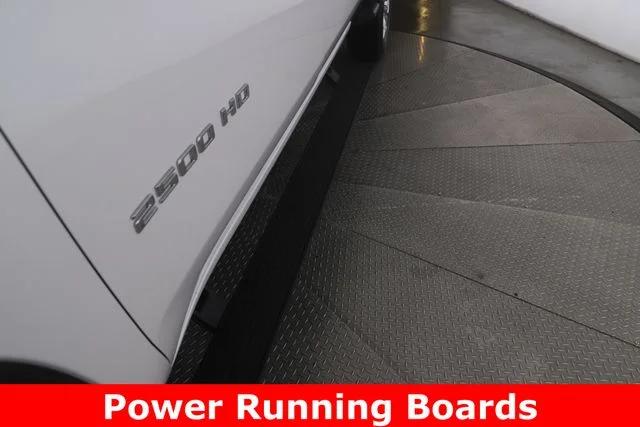 Used 2022 White Chevrolet High Country image 16
