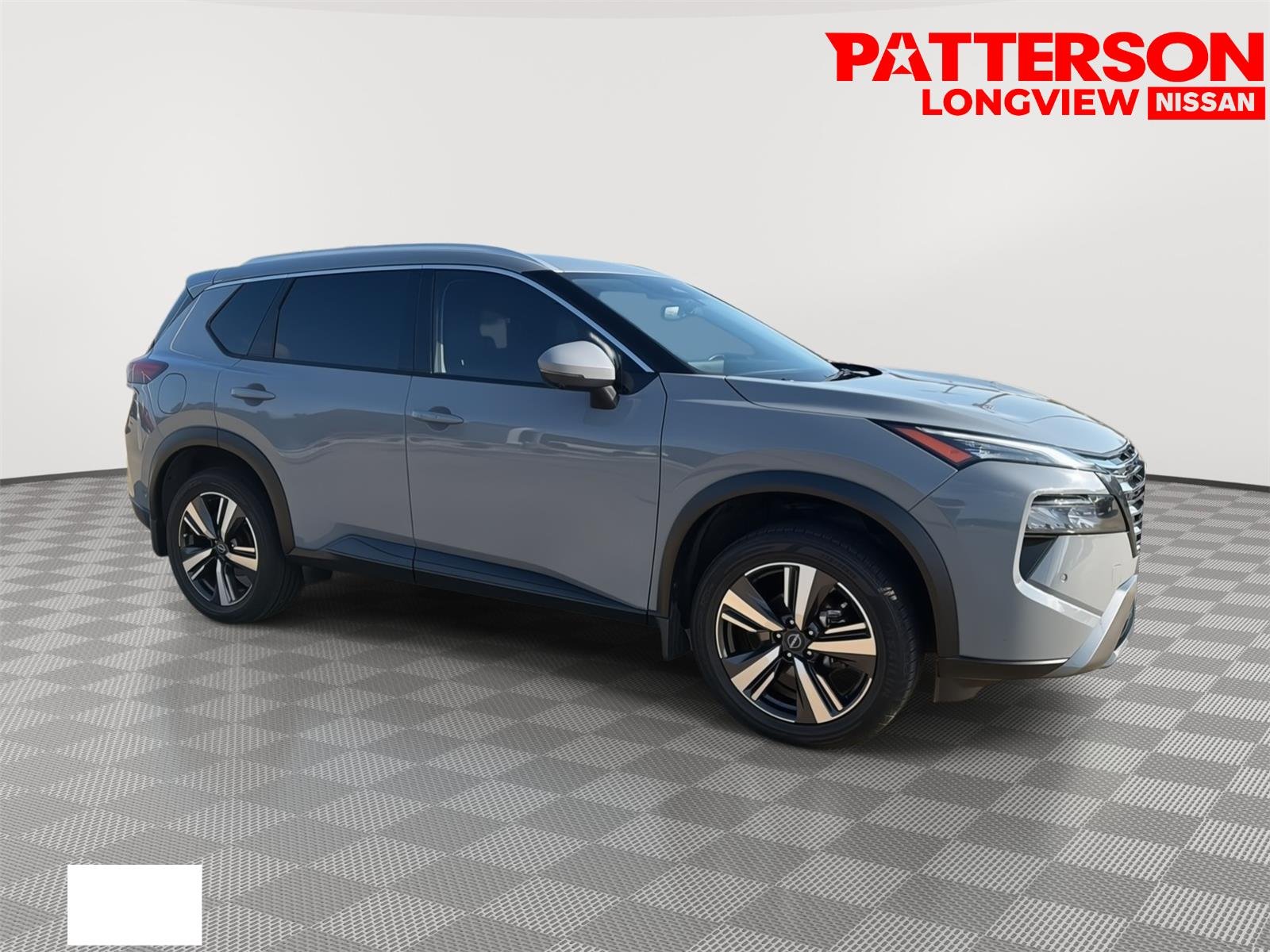 Used 2025 Boulder Gray Pearl Nissan SL image 1