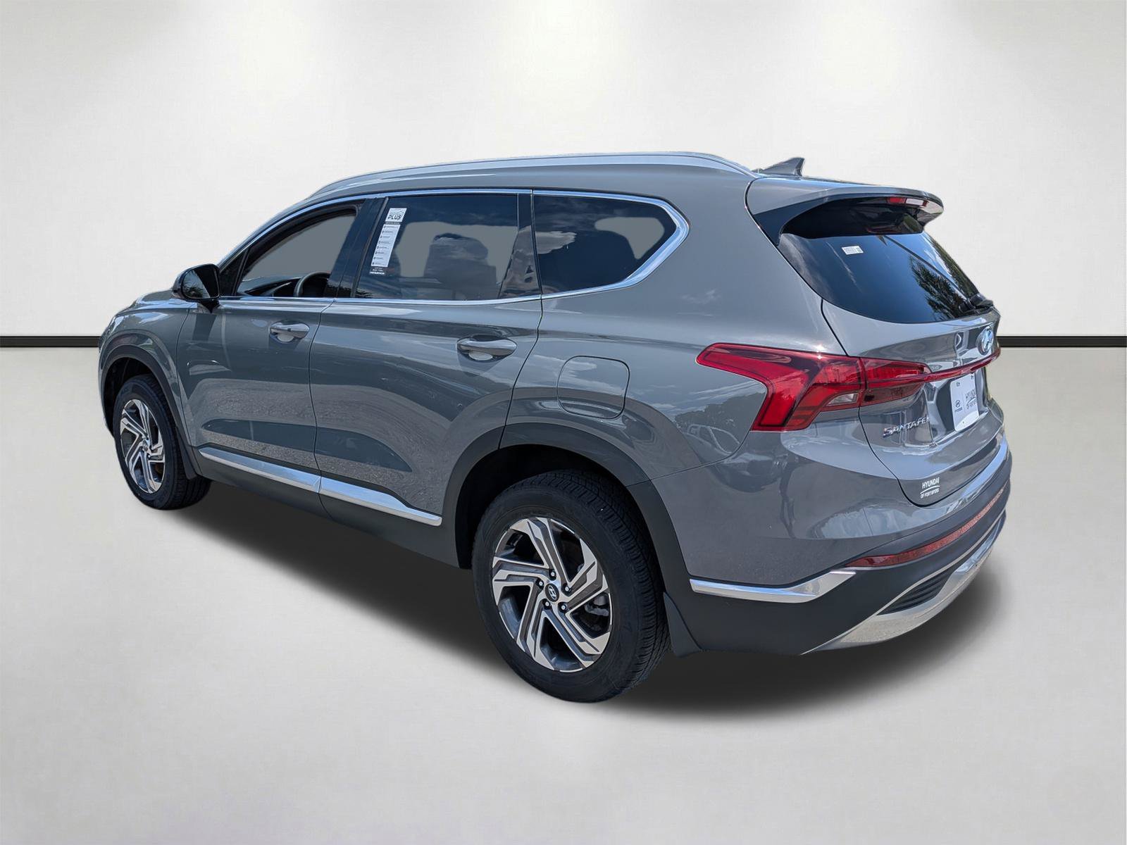 Certified Used 2022 Hampton Gray Hyundai SEL image 6