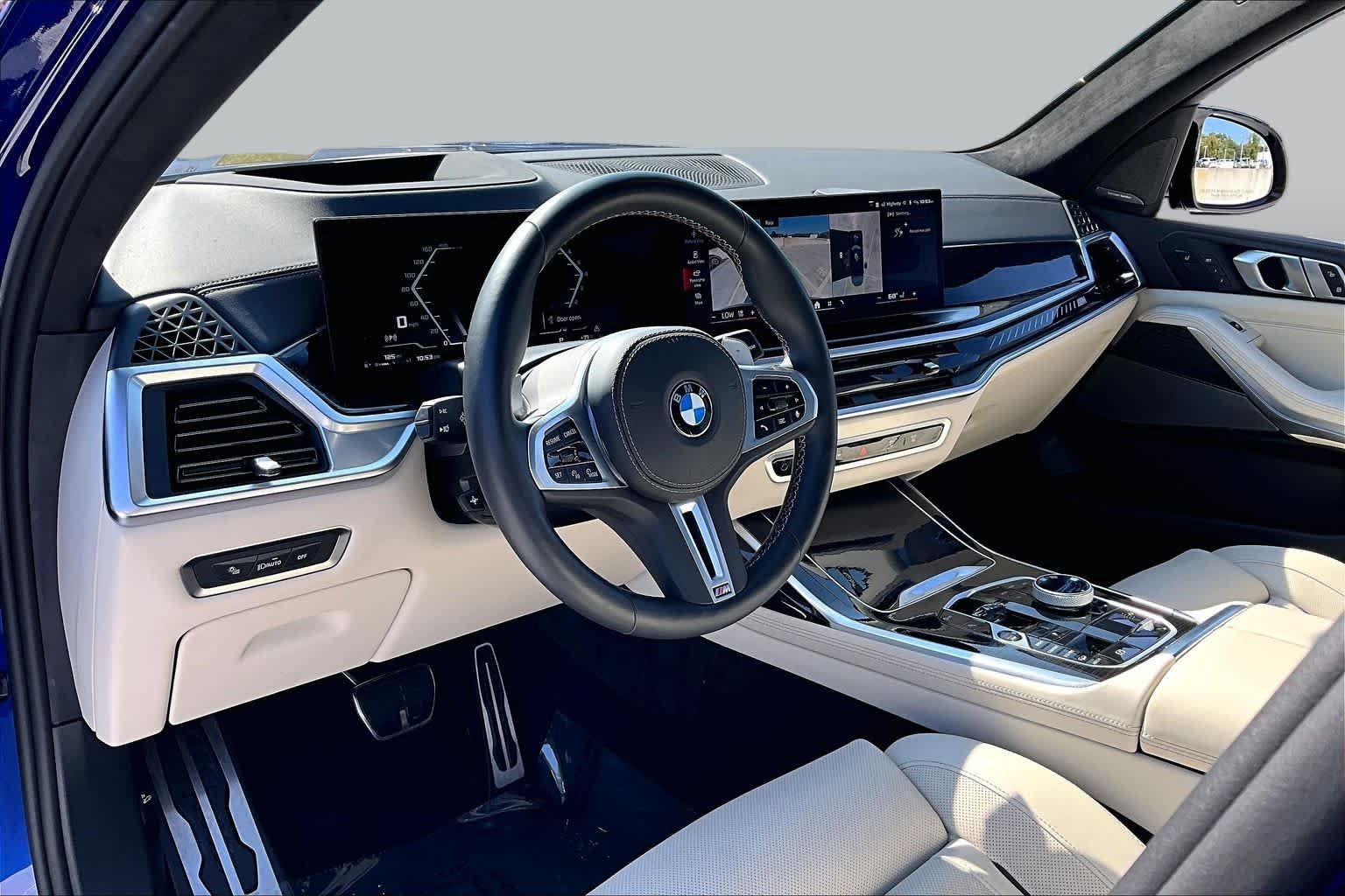 Used 2026 Marina Bay Blue Metallic BMW M60i image 18