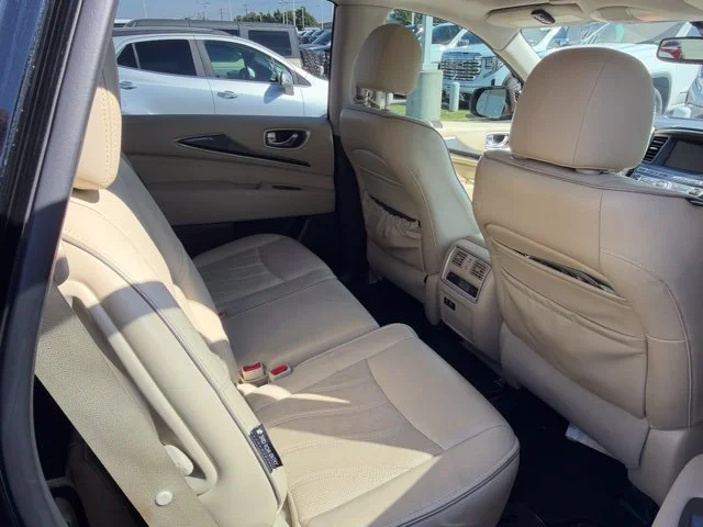 Used 2019 Black INFINITI LUXE image 5