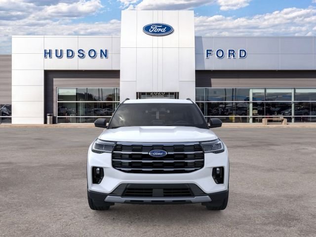 New 2026 Star White Metallic Tri-Coat Ford Active image 6