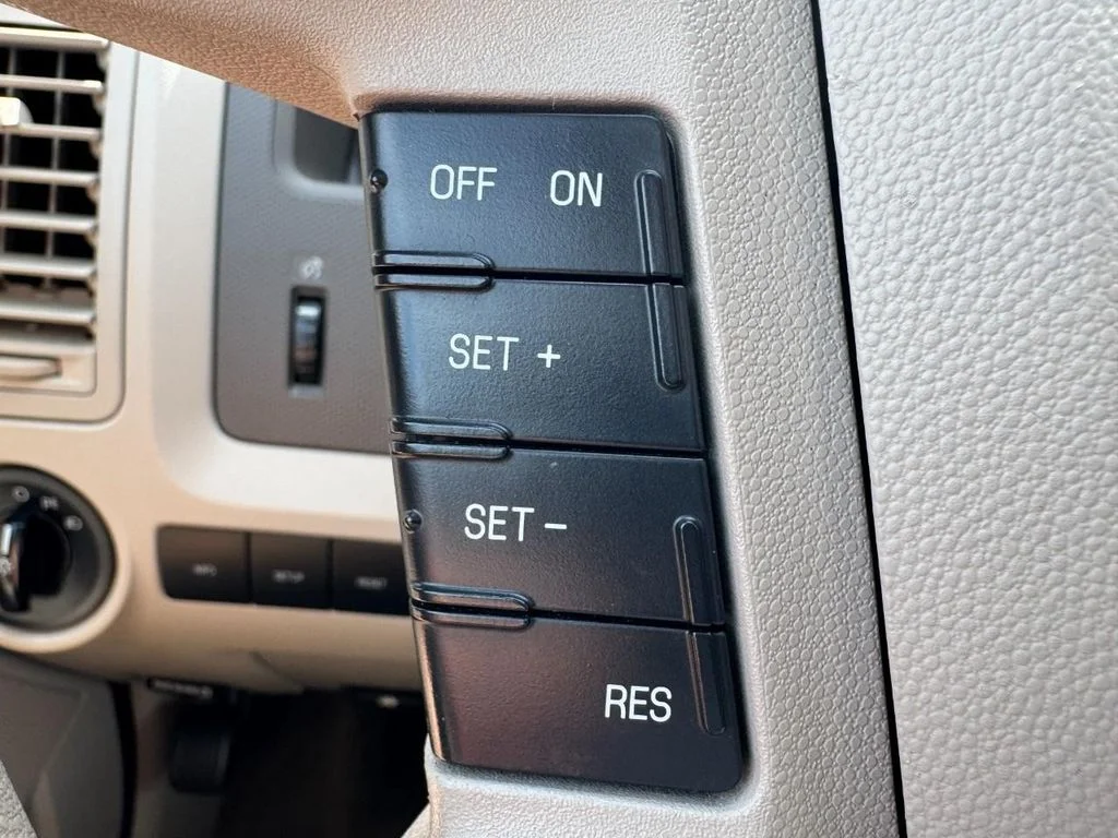 Used 2011 Blue Flame Metallic Ford XLS image 16