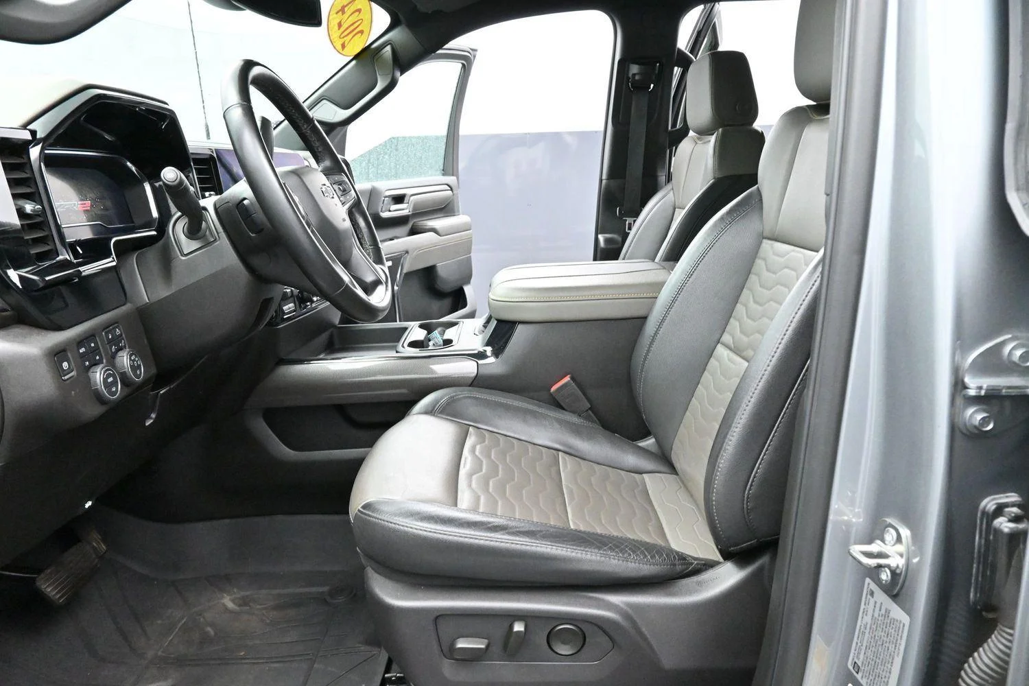 Used 2024 Sterling Gray Metallic Chevrolet ZR2 image 13