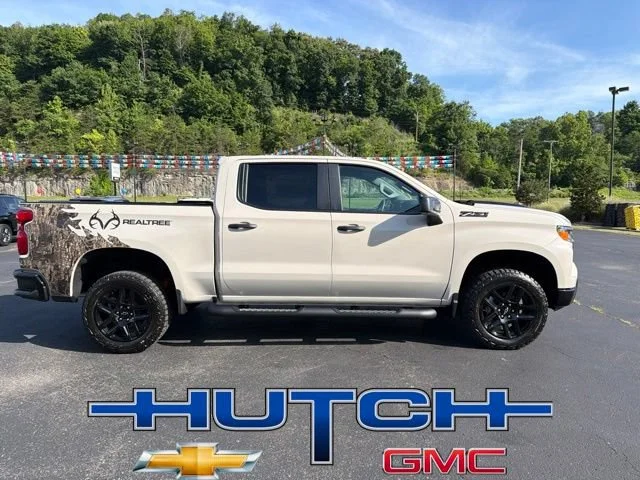 New 2026 White Sands Chevrolet Custom Trail Boss image 8