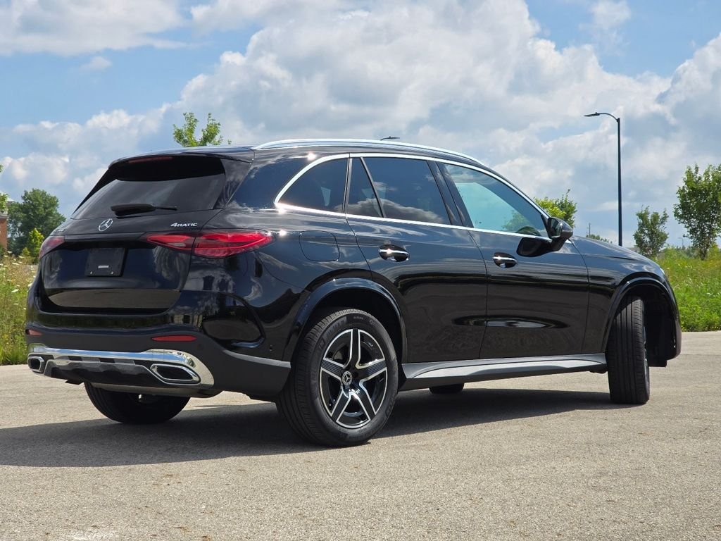 Used 2026 Black Mercedes-Benz GLC 300 image 21