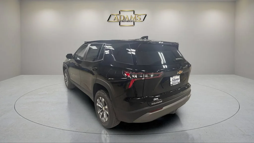New 2027 Mosaic Black Metallic Chevrolet LT image 3