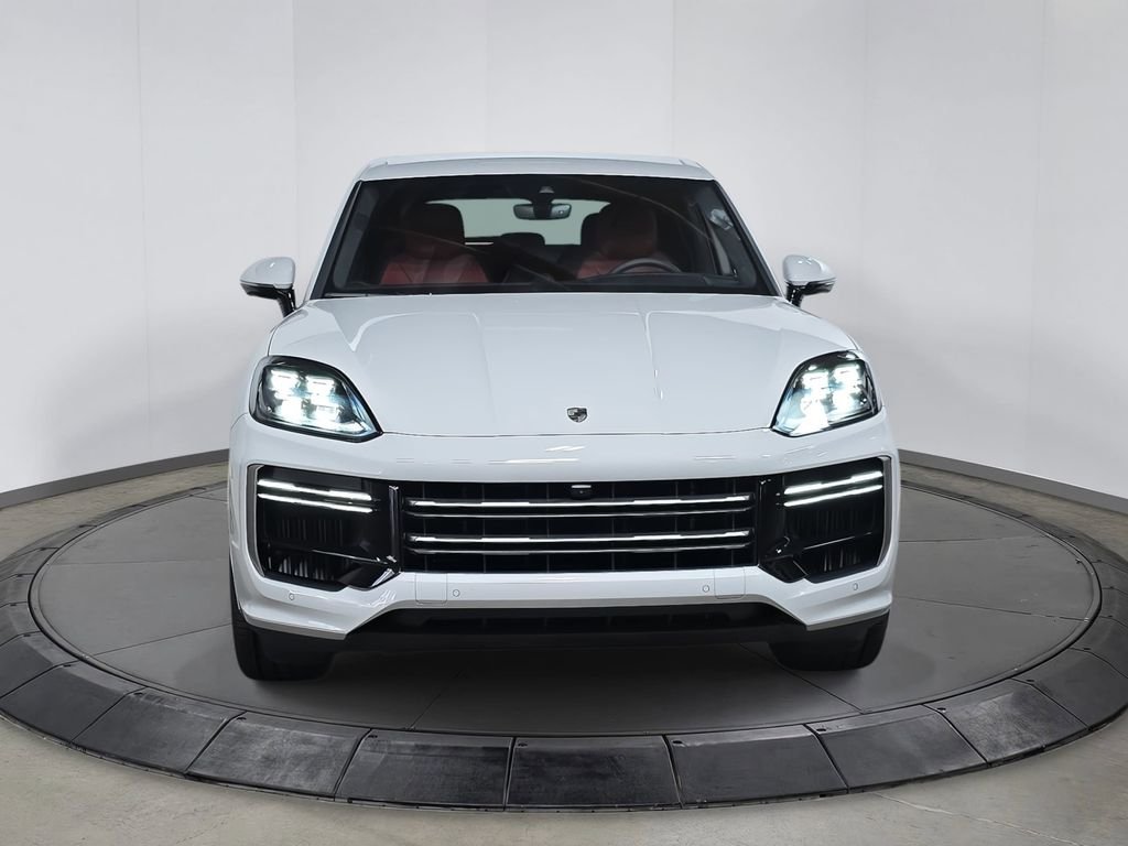 2025 Porsche Cayenne Turbo E-Hybrid - Photo 10