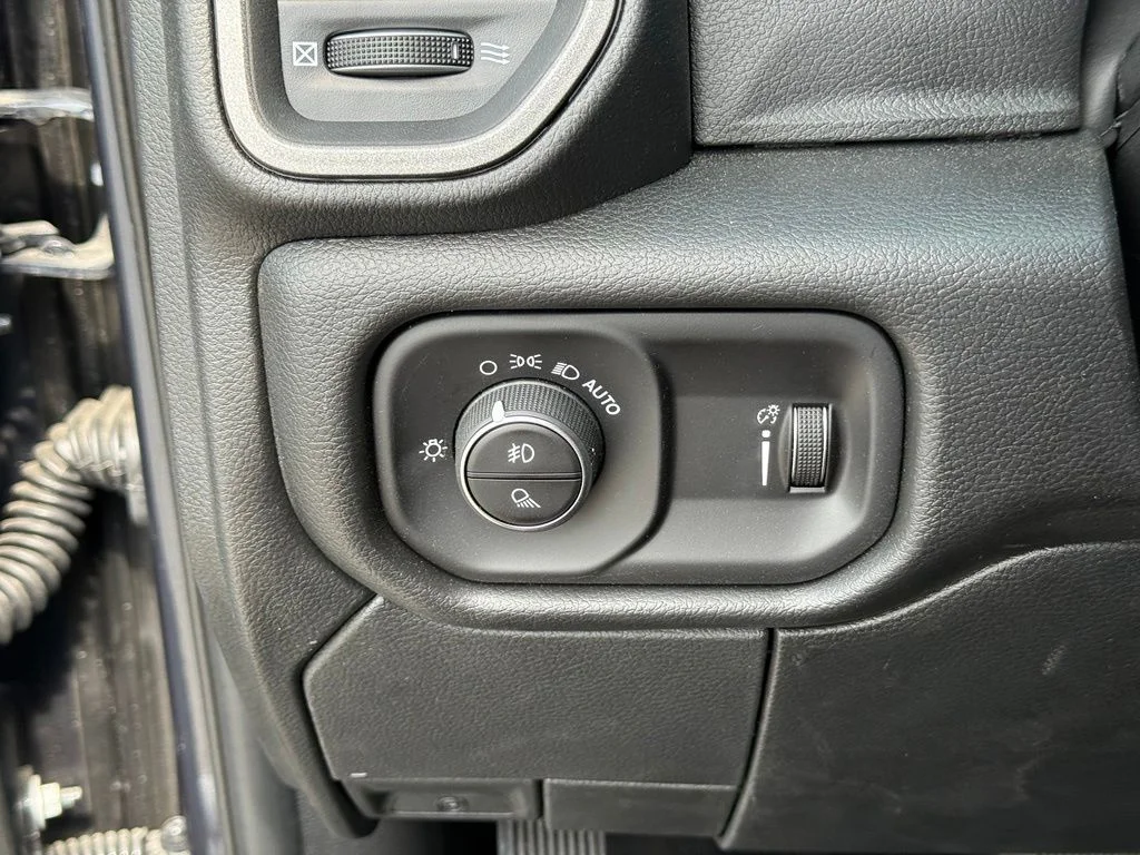 New 2026 Forged Blue Metallic Exterior Paint RAM Tradesman image 19