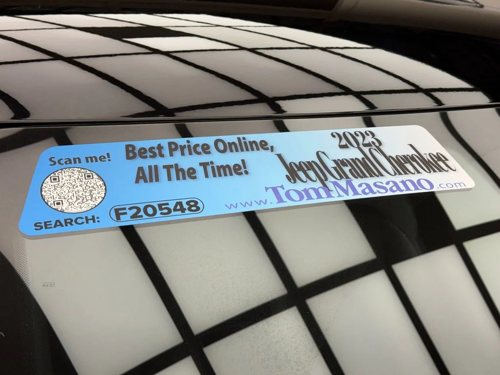 Used 2023 Diamond Black Jeep Altitude X image 6