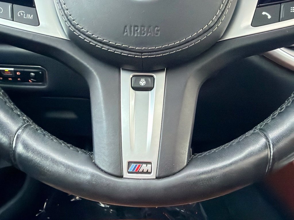 Used 2022 Arctic Gray Metallic BMW xDrive40i image 28